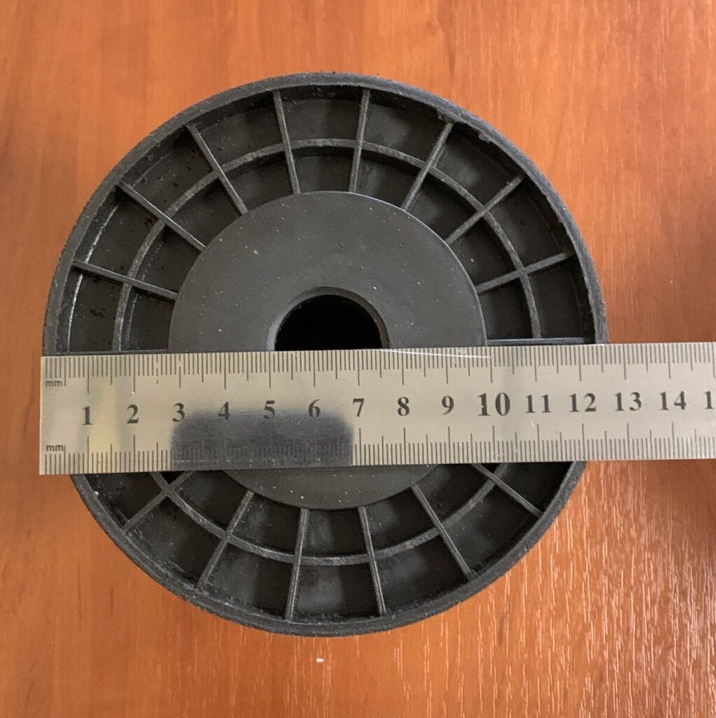 Котушка пластмасова №13-1 діаметр