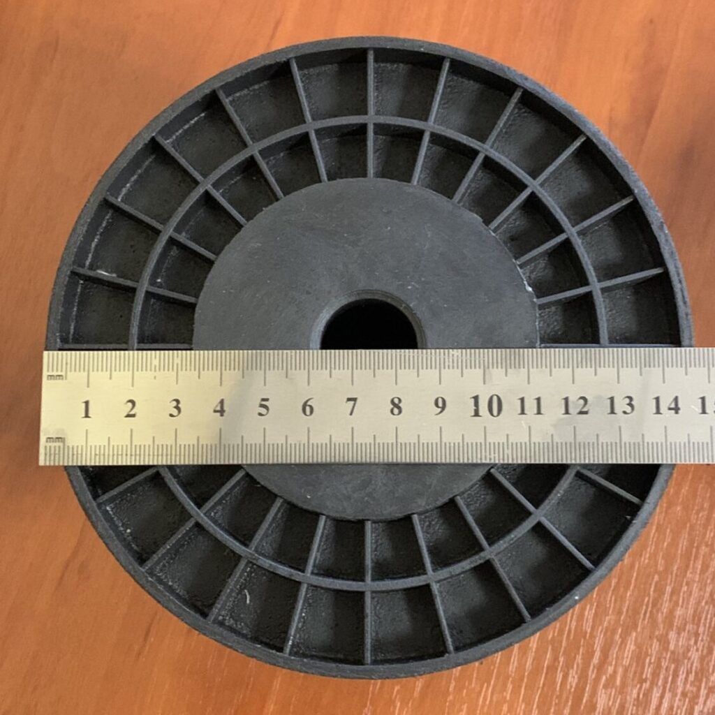 Котушка пластмасова №13-2 діаметр