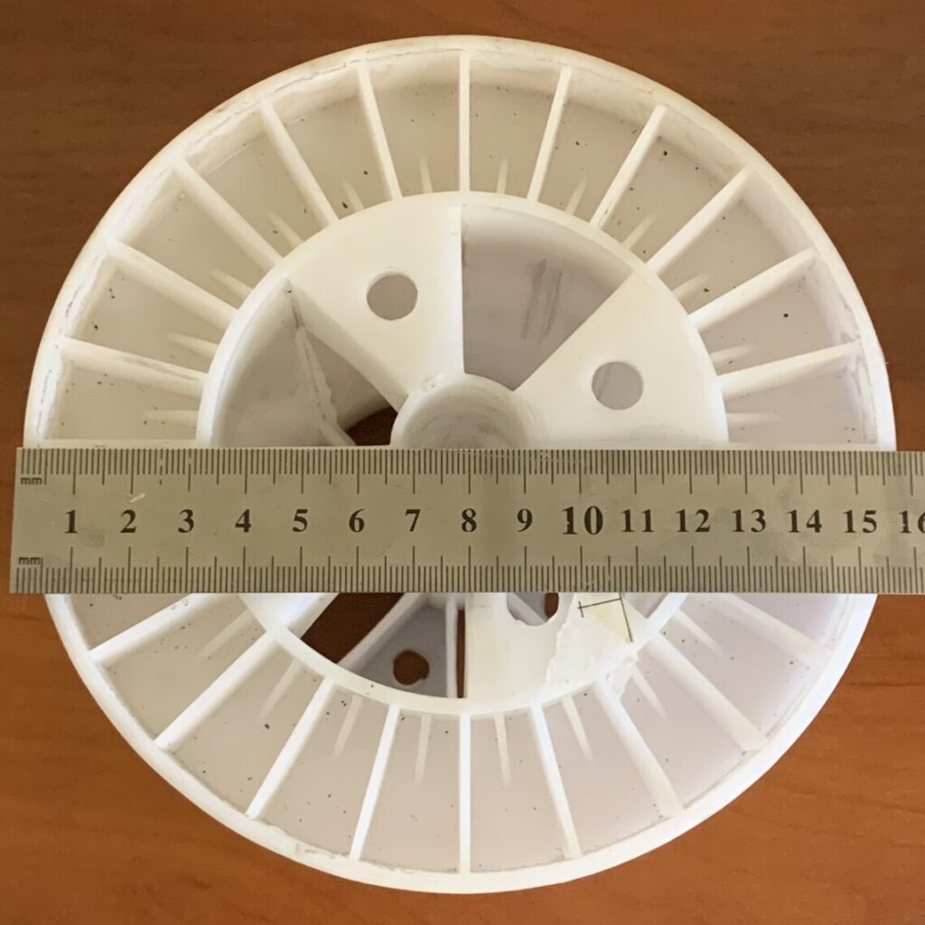Котушка пластмасова №16 діаметр